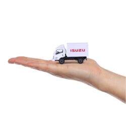 Majorette Isuzu N Koffer-Lkw weiß – Detailansicht